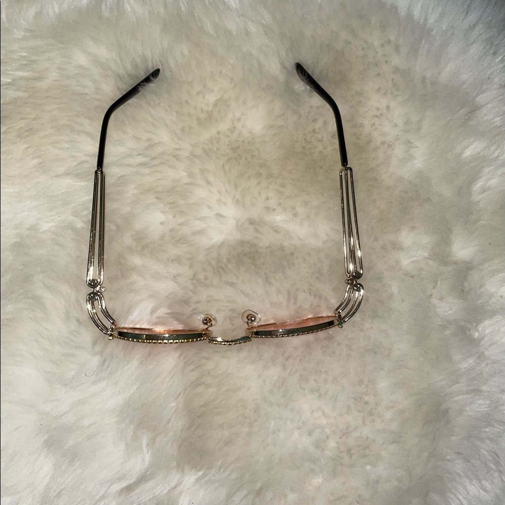 Pink Retro Style Rhinestone Sunglasses - Picture 4 of 4